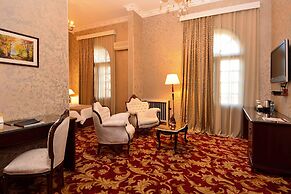 River Side Hotel