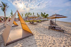 Marival Distinct All-Inclusive Handwritten Collection