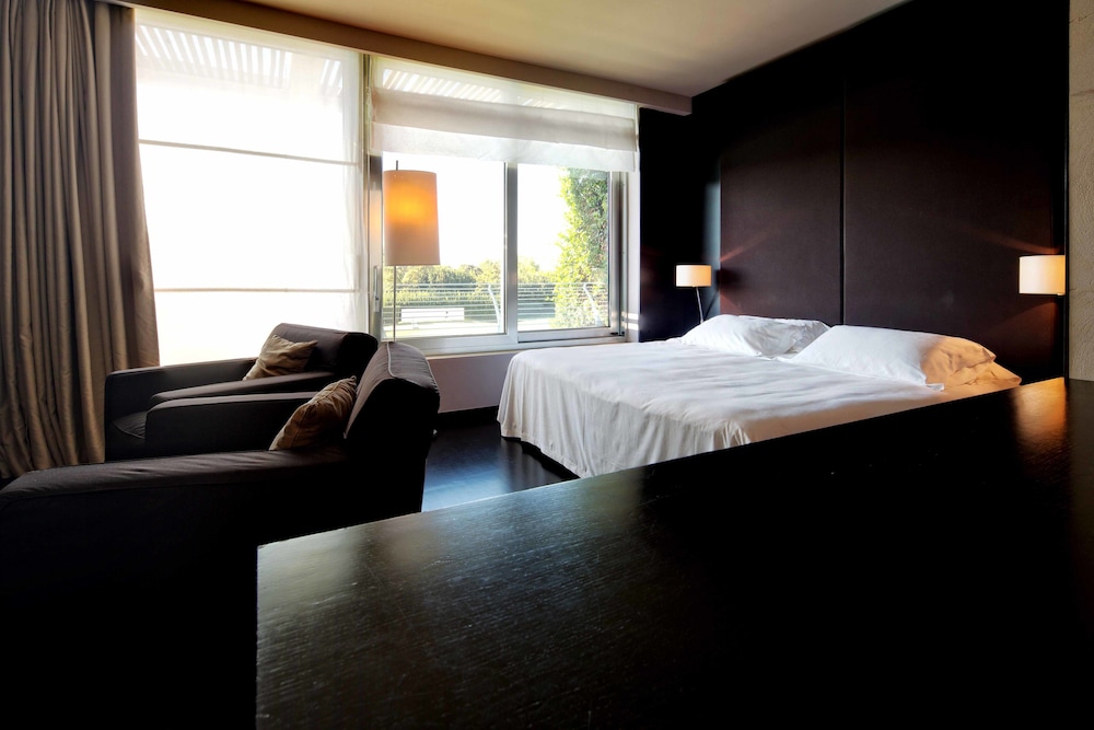 Riviera Golf Resort