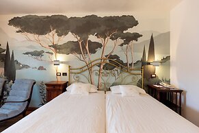 Villa Madrina Lovely and Dynamic Hotel