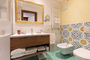 Villa Madrina Lovely and Dynamic Hotel
