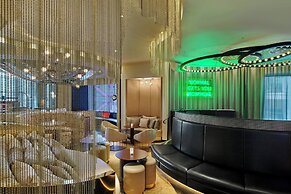 W London