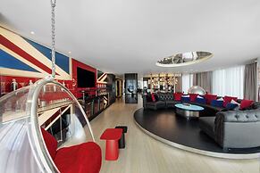 W London