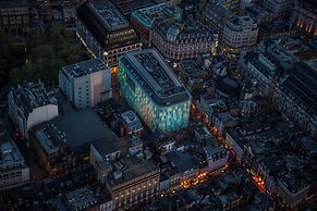 W London