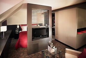 Hotel International