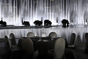 Armani Hotel Dubai, Burj Khalifa