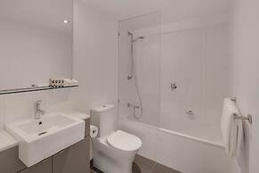 Travelodge Hotel Melbourne Docklands