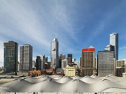 Travelodge Hotel Melbourne Docklands