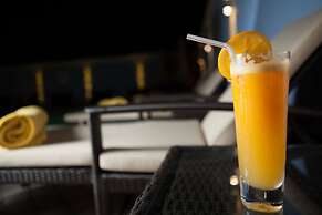 Grand Regal Hotel