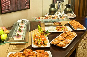 Grand Regal Hotel