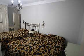 Hostal Roma