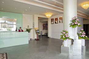Al Raya Suites