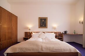 Hotel Etol