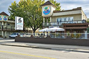 Tiki Shores Inn & Suites