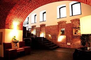 Great Polonia The Granary La Suite Hotel