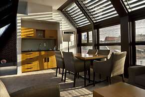 Great Polonia The Granary La Suite Hotel