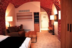 Great Polonia The Granary La Suite Hotel