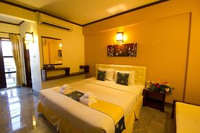 Rainforest Chiangmai Hotel