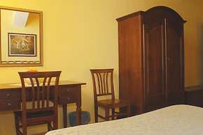 B&B Triskeles