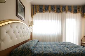 Hotel Milan Speranza Au Lac