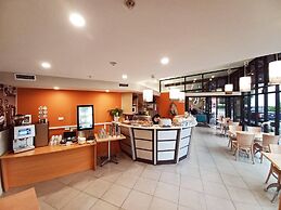 Quality Hotel Lincoln Green