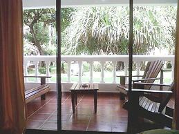 Tambora Beach Suites
