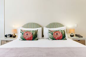 The One 8 Hotel