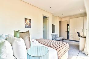 The One 8 Hotel