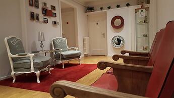 Petit Hotel