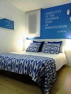 Petit Hotel