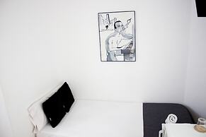 Petit Hotel