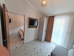 Tonoz Beach Hotel