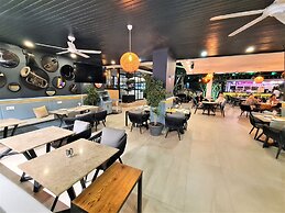 Tonoz Beach Hotel
