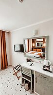 Tonoz Beach Hotel