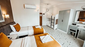 Tonoz Beach Hotel