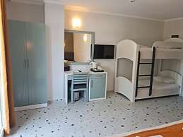 Tonoz Beach Hotel