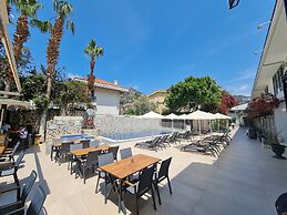 Tonoz Beach Hotel