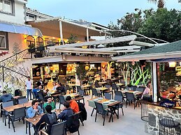 Tonoz Beach Hotel