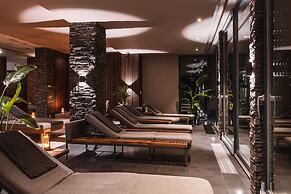 Volcano Spa Hotel