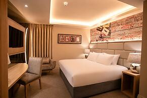 The Residence Hotel
