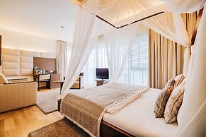 St. Martins Therme & Lodge