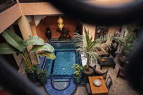 Riad Lapis-Lazuli