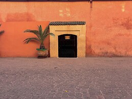 Riad Lapis-Lazuli