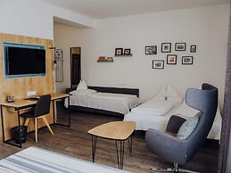 Levy's Rooms & Breakfast