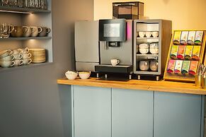 Levy's Rooms & Breakfast
