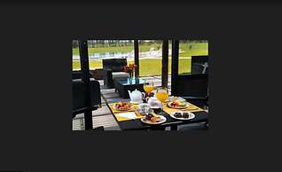 Regency Park Hotel