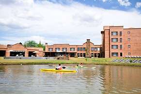 Regency Park Hotel