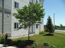 Motel 6 Kingston, ON