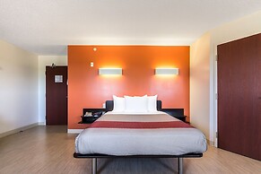 Motel 6 Kingston, ON