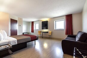 Motel 6 Kingston, ON